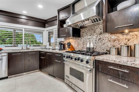 Casa en venta en Davie, Florida, 4 dormitorios, 336.86 m2 № 2383257 - foto 5