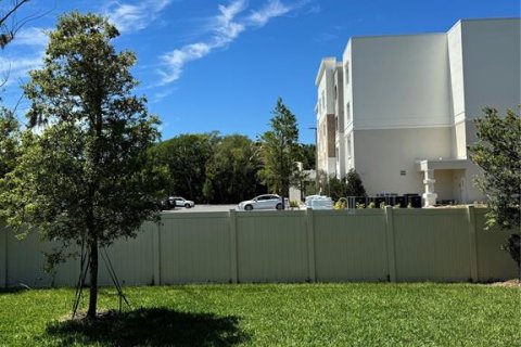 Townhouse in TOWNS AT LAKE MONROE COMMONS in Sanford, Florida 3 bedrooms, 145.76 sq.m. № 1648479 - photo 19