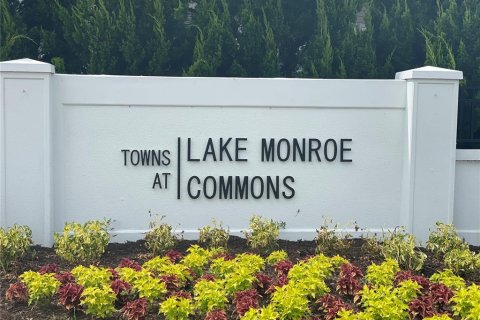 Townhouse in TOWNS AT LAKE MONROE COMMONS in Sanford, Florida 3 bedrooms, 145.76 sq.m. № 1648479 - photo 21