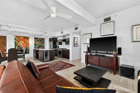 Copropriété à vendre à Saint Petersburg, Floride: 2 chambres, 123.1 m2 № 2142343 - photo 11
