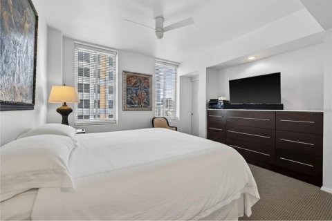 Copropriété à vendre à Saint Petersburg, Floride: 2 chambres, 123.1 m2 № 2142343 - photo 18