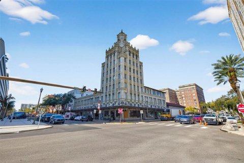Copropriété à vendre à Saint Petersburg, Floride: 2 chambres, 123.1 m2 № 2142343 - photo 27