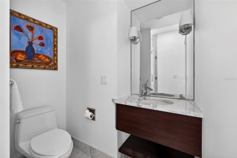 Copropriété à vendre à Saint Petersburg, Floride: 2 chambres, 123.1 m2 № 2142343 - photo 24