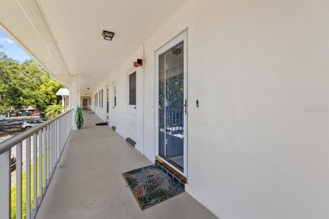 Condo in Dunedin, Florida, 2 bedrooms  № 1758361 - photo 2