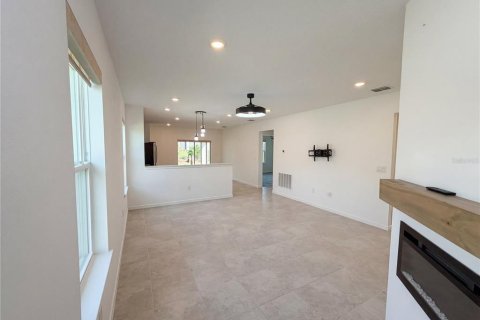 Villa ou maison à vendre à Ocala, Floride: 3 chambres, 117.06 m2 № 2106808 - photo 4