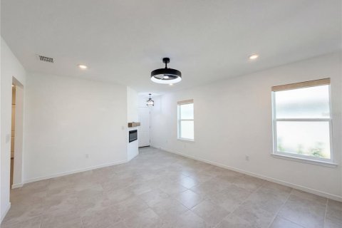 Villa ou maison à vendre à Ocala, Floride: 3 chambres, 117.06 m2 № 2106808 - photo 5