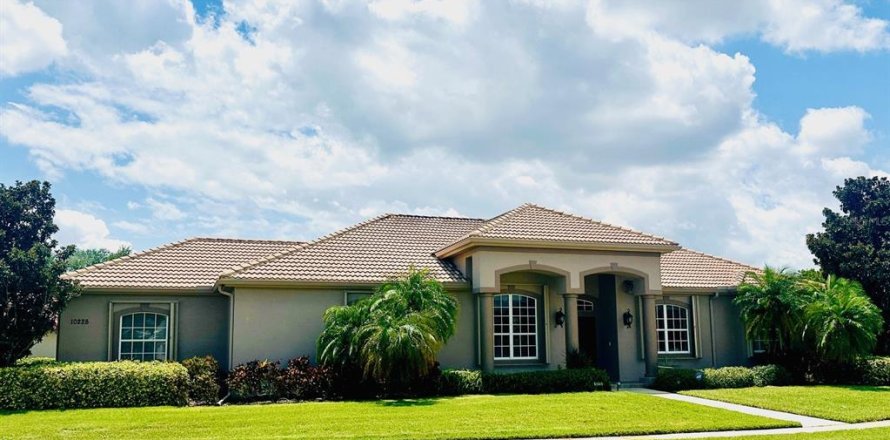 House in Lakewood Ranch, Florida 3 bedrooms, 228.26 sq.m. № 1658964