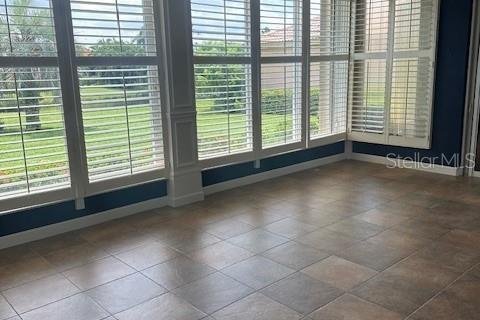 House in Lakewood Ranch, Florida 3 bedrooms, 228.26 sq.m. № 1658964 - photo 5