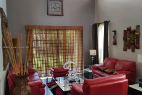 Casa en venta en Miramar, Florida, 5 dormitorios, 306.21 m2 № 1942220 - foto 7