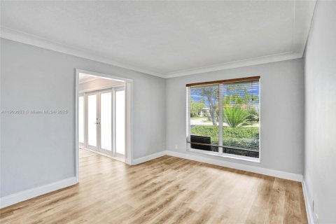 House in Fort Lauderdale, Florida 4 bedrooms № 1952900 - photo 25