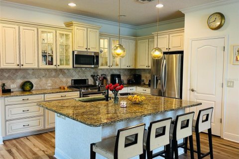Villa ou maison à louer à Bradenton, Floride: 5 chambres, 288 m2 № 1833233 - photo 8