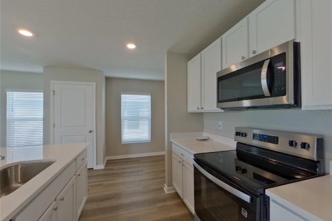 House in Parrish, Florida 4 bedrooms, 209.96 sq.m. № 1835454 - photo 4