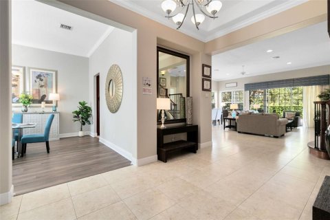House in Four Corners, Florida 4 bedrooms, 403.2 sq.m. № 1584797 - photo 2