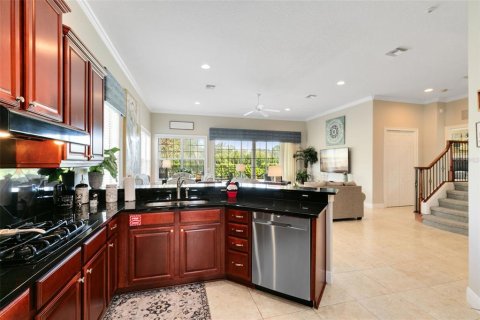 House in Four Corners, Florida 4 bedrooms, 403.2 sq.m. № 1584797 - photo 13
