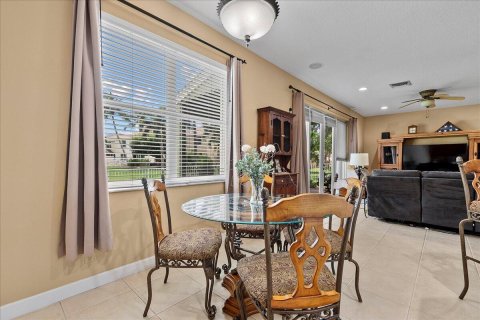 Villa ou maison à vendre à West Palm Beach, Floride: 4 chambres, 235.69 m2 № 2085197 - photo 15