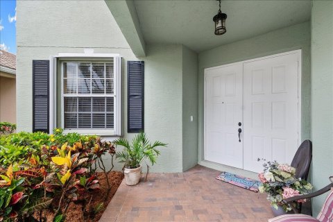 Villa ou maison à vendre à West Palm Beach, Floride: 4 chambres, 235.69 m2 № 2085197 - photo 3