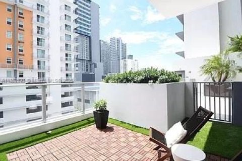 Condominio en venta en Miami, Florida, 3 dormitorios, 152.17 m2 № 1859108 - foto 14