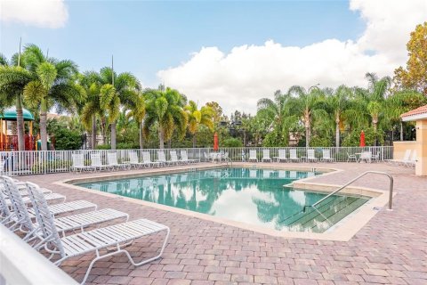 Touwnhouse à vendre à Sarasota, Floride: 3 chambres, 154.31 m2 № 2121612 - photo 29