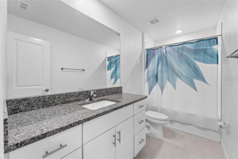 House in San Antonio, Florida 4 bedrooms, 239.87 sq.m. № 1657086 - photo 28