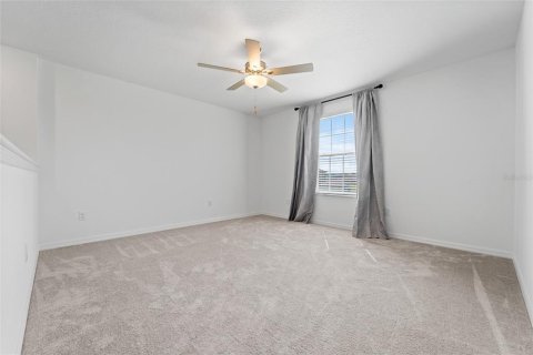 House in San Antonio, Florida 4 bedrooms, 239.87 sq.m. № 1657086 - photo 14