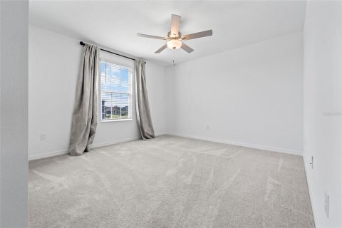 House in San Antonio, Florida 4 bedrooms, 239.87 sq.m. № 1657086 - photo 26