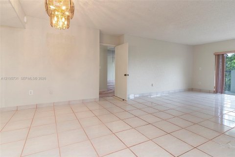 Copropriété à vendre à Miami, Floride: 3 chambres, 146.79 m2 № 2414500 - photo 5
