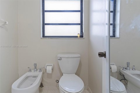 Copropriété à vendre à Miami, Floride: 3 chambres, 146.79 m2 № 2414500 - photo 26