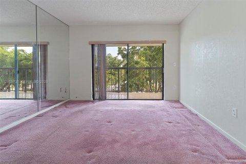 Copropriété à vendre à Miami, Floride: 3 chambres, 146.79 m2 № 2414500 - photo 21