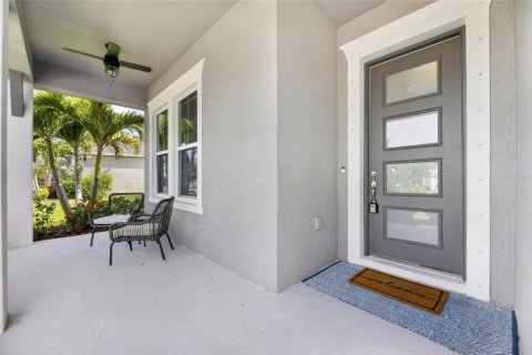 Casa en venta en Apollo Beach, Florida, 4 dormitorios, 232.63 m2 № 2237551 - foto 9
