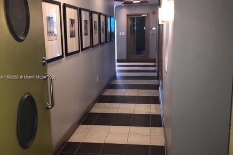 Купить кондоминиум в Серфсайд, Флорида 3 спальни, 143.53м2, № 1979872 - фото 20