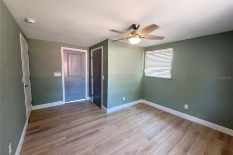 Villa ou maison à vendre à Tampa, Floride: 3 chambres, 104.52 m2 № 2143077 - photo 12