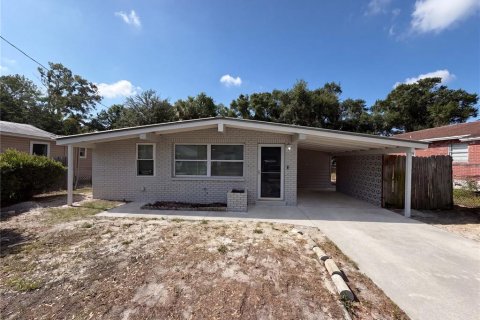 Villa ou maison à Tampa, Floride 3 chambres, 104.52 m2 № 2143077