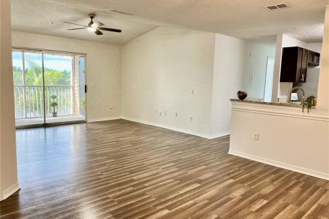 Condo in Oviedo, Florida, 3 bedrooms № 2239461 - photo 20