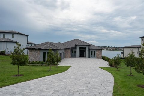 House in Montverde, Florida 5 bedrooms, 452.81 sq.m. № 2287850