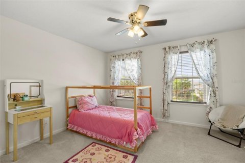 House in Minneola, Florida 5 bedrooms, 281.22 sq.m. № 2324050 - photo 2