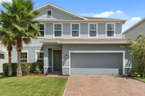 House in Minneola, Florida 5 bedrooms, 281.22 sq.m. № 2324050