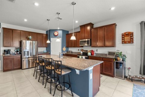 House in Minneola, Florida 5 bedrooms, 281.22 sq.m. № 2324050 - photo 19