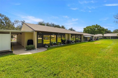 Condo in Port Richey, Florida, 2 bedrooms  № 1915858 - photo 30