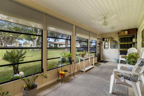 Condo in Port Richey, Florida, 2 bedrooms  № 1915858 - photo 26