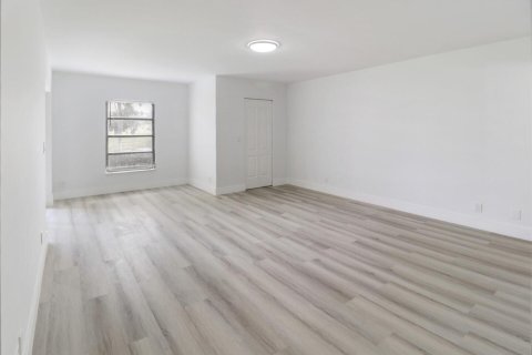 Condo in Delray Beach, Florida, 2 bedrooms № 2392026 - photo 20