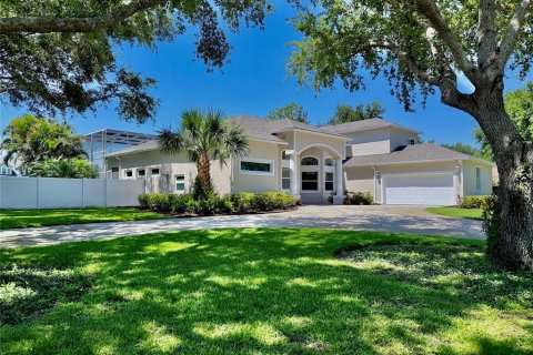 House in Oakland, Florida 4 bedrooms, 281.03 sq.m. № 1744249 - photo 2