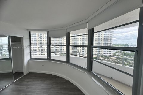 Condo in Miami Beach, Florida, 2 bedrooms  № 2014640