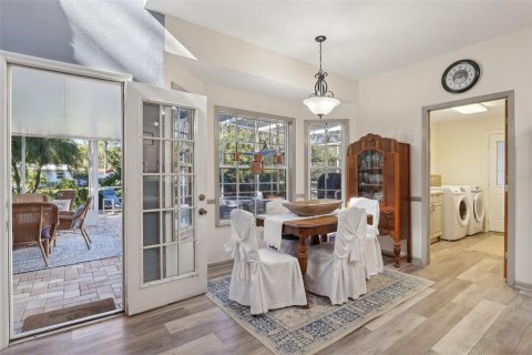 Casa en venta en DeLand, Florida, 4 dormitorios, 229 m2 № 1524110 - foto 4