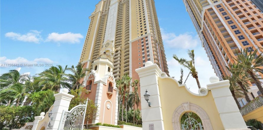 Condo in Sunny Isles Beach, Florida, 3 bedrooms № 2017106