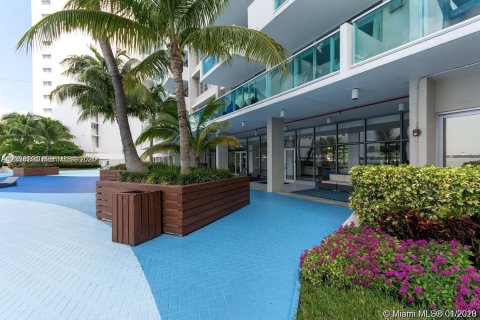 Copropriété à louer à Miami Beach, Floride: 1 chambre, 79.15 m2 № 2084254 - photo 14