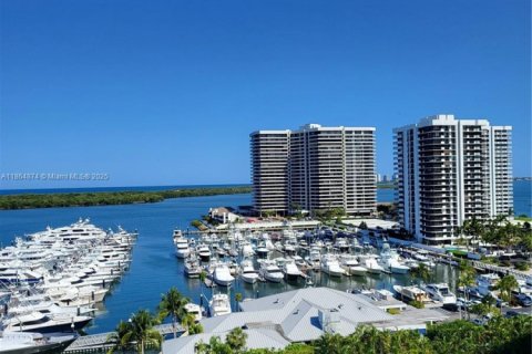 Condominio en alquiler en North Palm Beach, Florida, 2 dormitorios, 132.11 m2 № 1979301 - foto 9