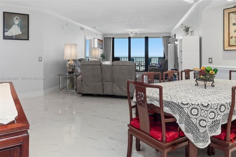 Copropriété à vendre à St. Lucie, Floride: 3 chambres, 173.45 m2 № 2055734 - photo 5