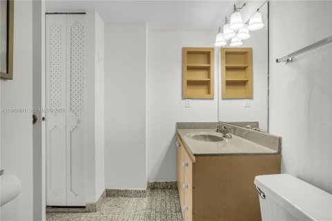 Copropriété à louer à Aventura, Floride: 2 chambres, 92.34 m2 № 2000149 - photo 22