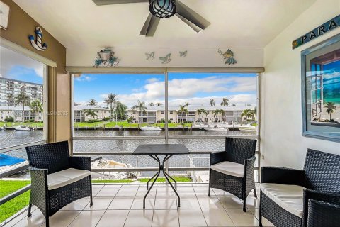 Condo in Pompano Beach, Florida, 2 bedrooms № 1962052 - photo 26