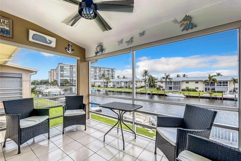 Condo in Pompano Beach, Florida, 2 bedrooms № 1962052 - photo 27